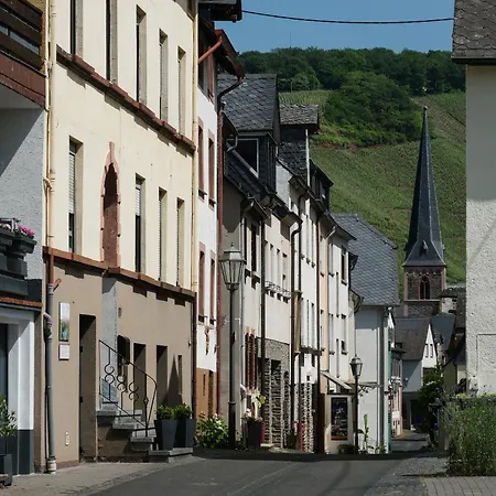 Weingut Rebenhof * Ürzig